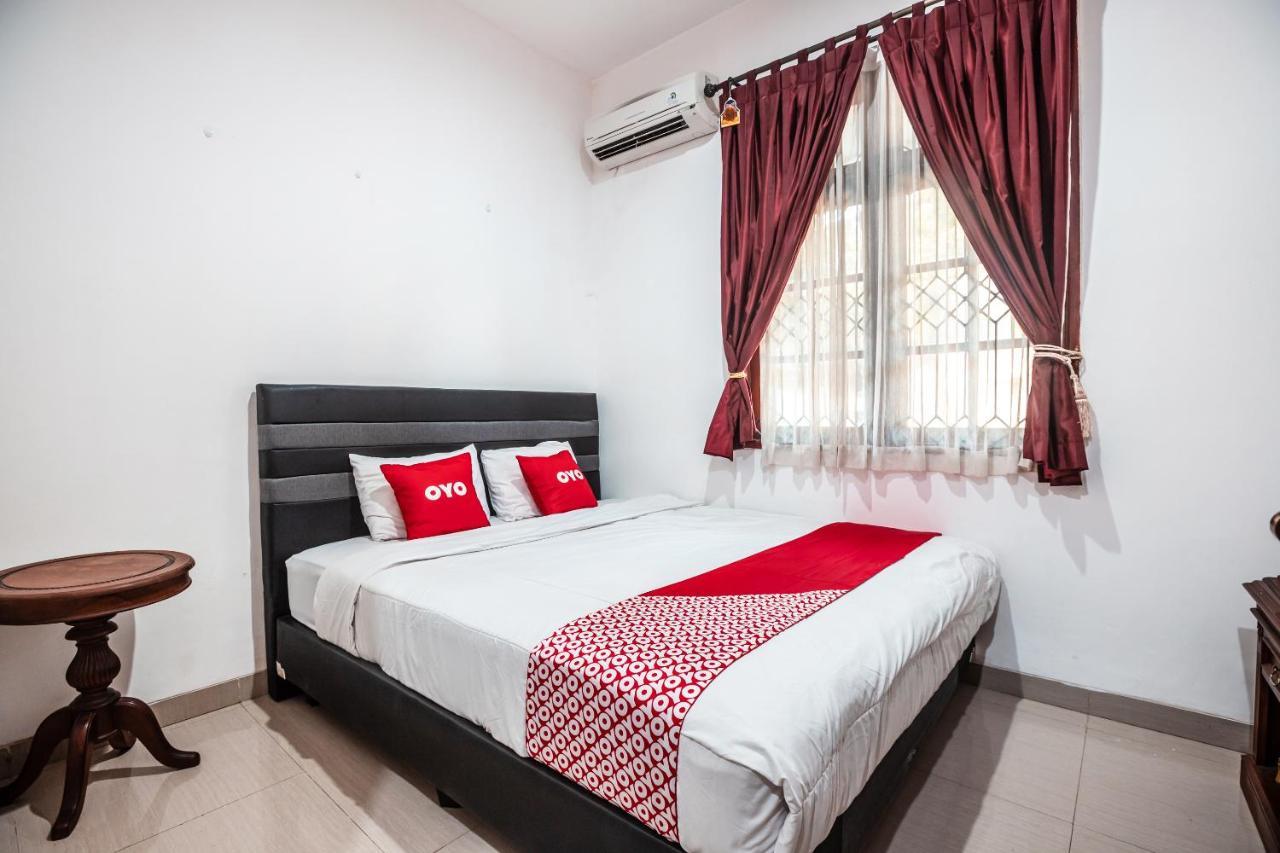 Oyo 1990 Kost Kuningan Executive Boading House Setiabudi Jacarta Exterior foto