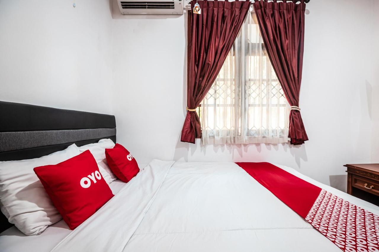 Oyo 1990 Kost Kuningan Executive Boading House Setiabudi Jacarta Exterior foto