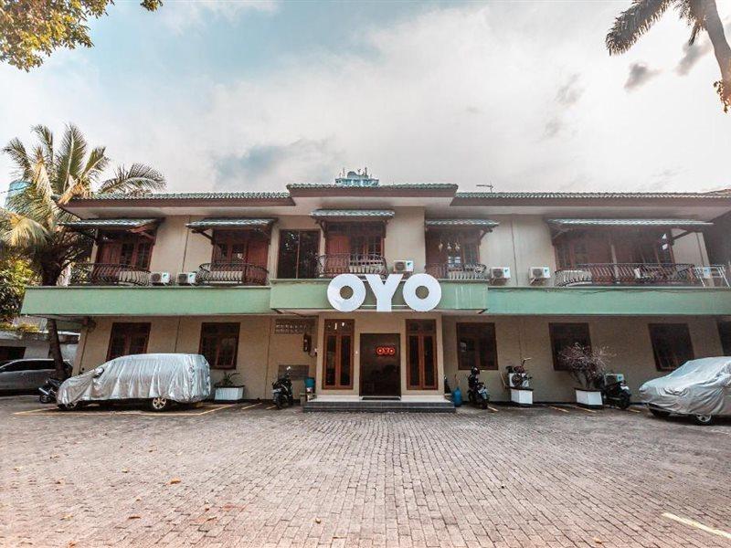 Oyo 1990 Kost Kuningan Executive Boading House Setiabudi Jacarta Exterior foto