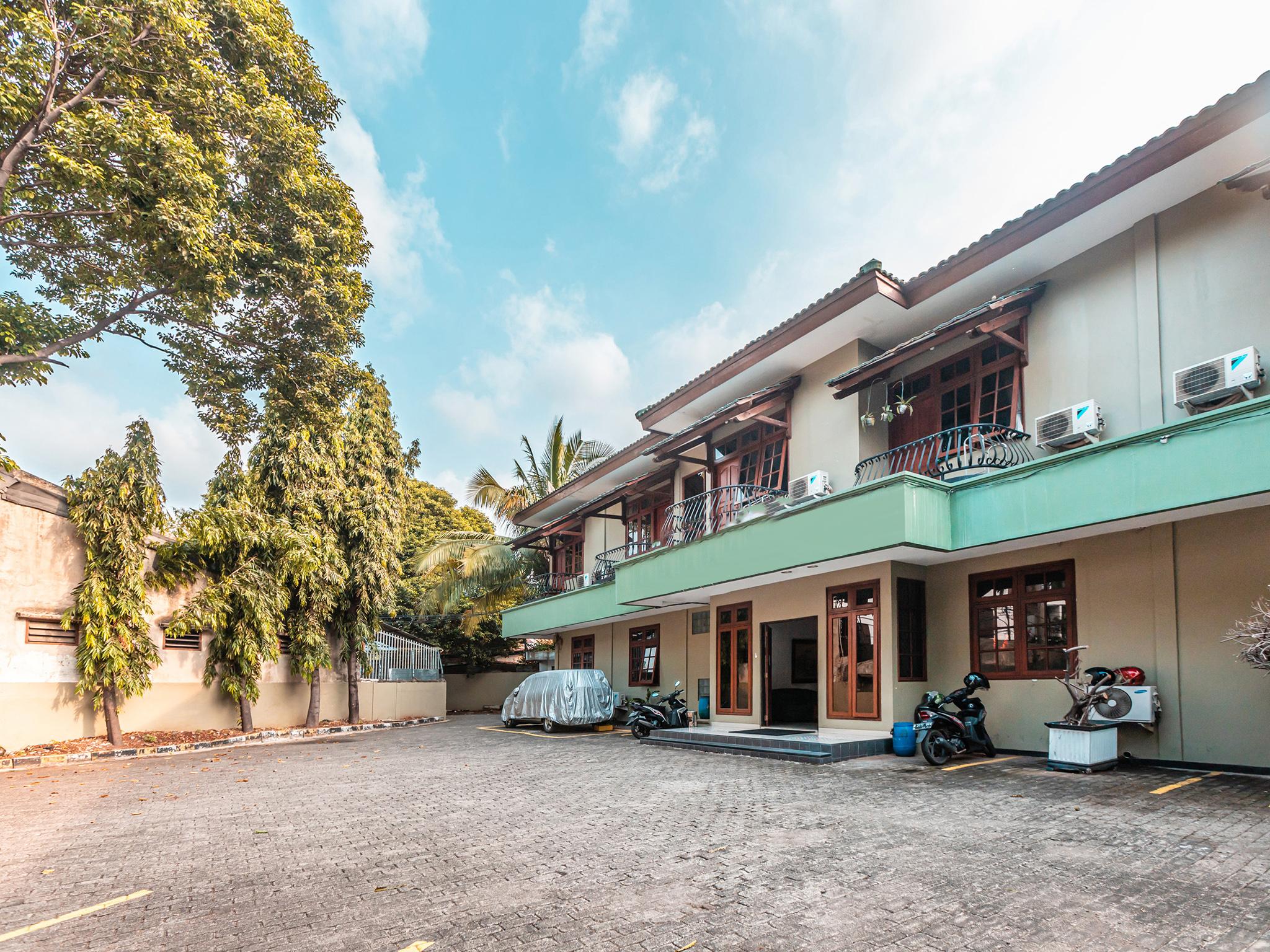 Oyo 1990 Kost Kuningan Executive Boading House Setiabudi Jacarta Exterior foto